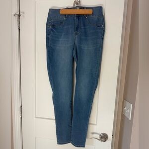 Seven7 Curvy Skinny Jeans Size 10 NWT Light Wash “Magic”